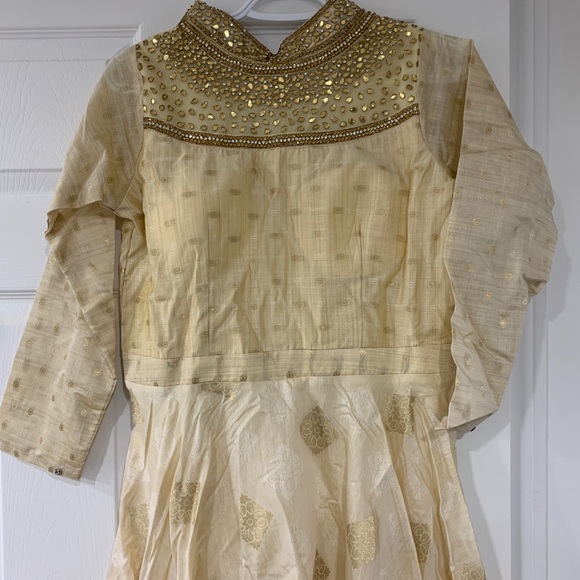 Gown/dress - Picture 3 of 6